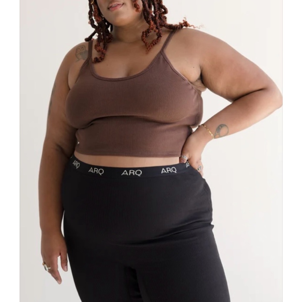 ARQ Ribbed Cocoa Nico Tank Large